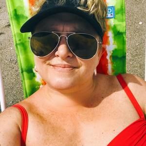 Meet your Posher, Deidra